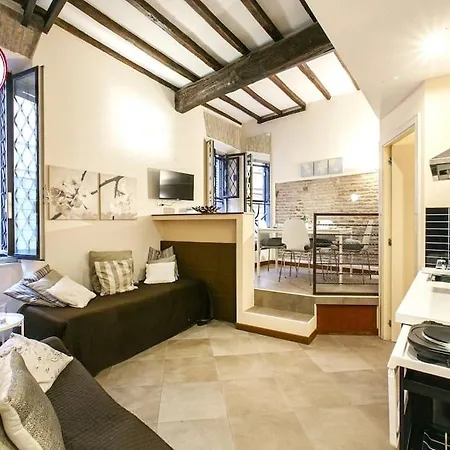 C M Via Veneto Sweet Apartment *