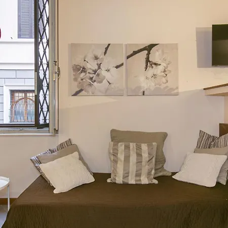 C M Via Veneto Sweet Apartment